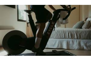 ¿Smart bike o rodillo? Diferencias clave, ventajas y qué conviene comprar según tu espacio y objetivos